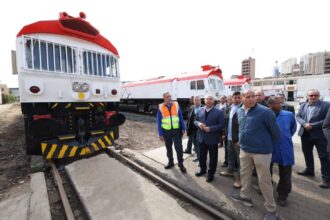 وزير النقل يتفقد ورش "إيرماس" لتطوير وصيانة جرارات السكك الحديدية