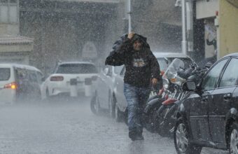 الأرصاد تحسم الجدل: أمطار رعدية ورياح مثيرة للأتربة الأربعاء والخميس