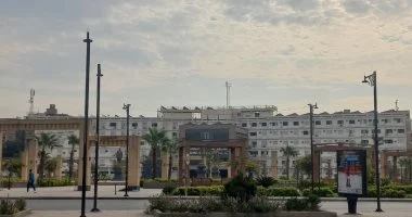 طقس الأحد: أمطار رعدية ورياح مثيرة للأتربة وتحذيرات من اضطراب الملاحة