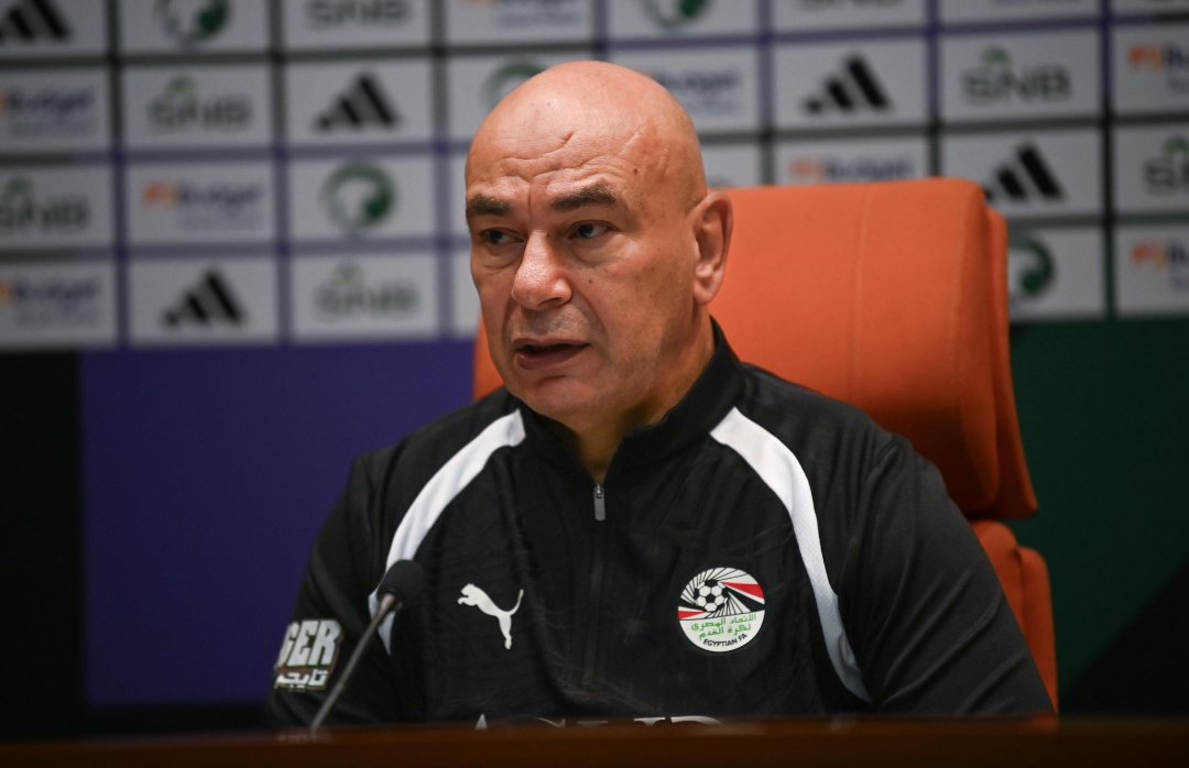 حسام حسن يدرس 3-5-2 أمام إسبانيا ويشتكي من إرهاق لاعبي منتخب مصر
