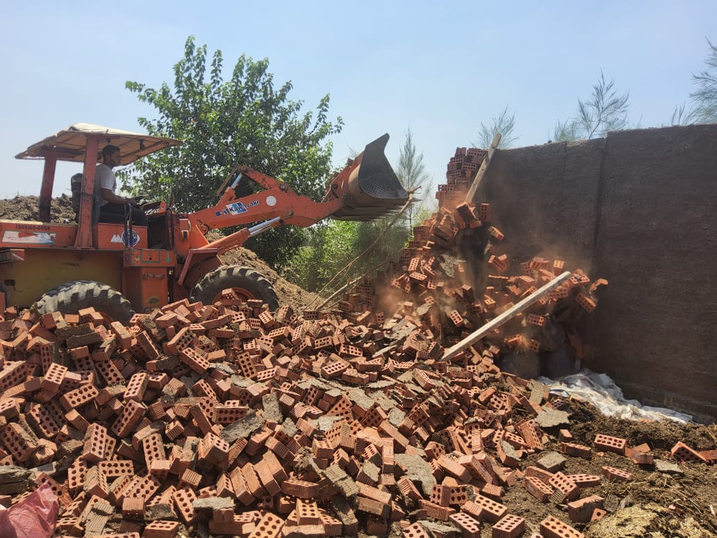 إزالة فورية لمخالفات بناء جسيمة في المحلة الكبرى.. والحكومة تؤكد: لا تهاون مع المخالفين