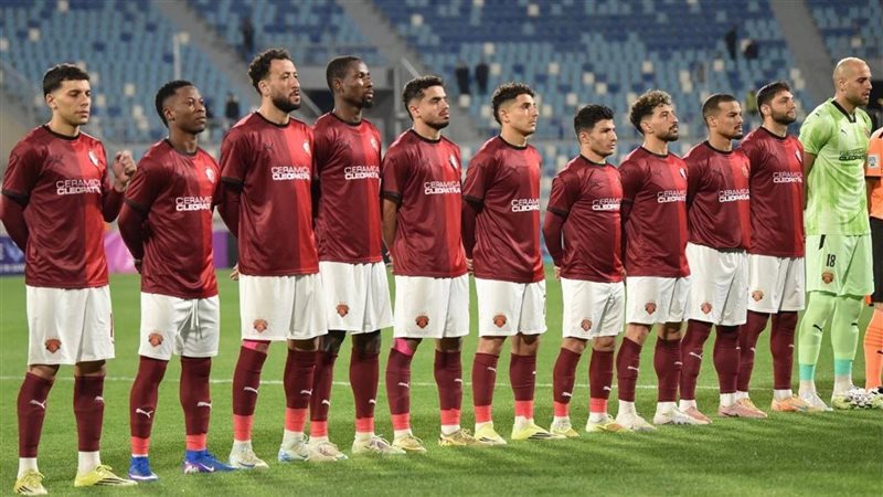 سيراميكا كليوباترا يتقدم على سموحة بهدف مبكر في الشوط الأول بالدوري المصري