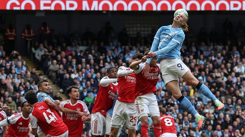 مانشستر سيتي يحسم قمة الدوري الإنجليزي أمام أرسنال 2-1 ويشعل صراع الصدارة
