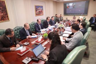 وزير الصحة يترأس اجتماع مجلس أمناء المجلس الصحي المصري ويؤكد أهمية تطوير التعليم الطبي