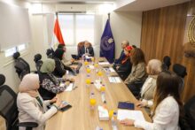 هيئة الدواء تبحث مع فايزر تعزيز الاستثمار وتوطين الصناعة في مصر