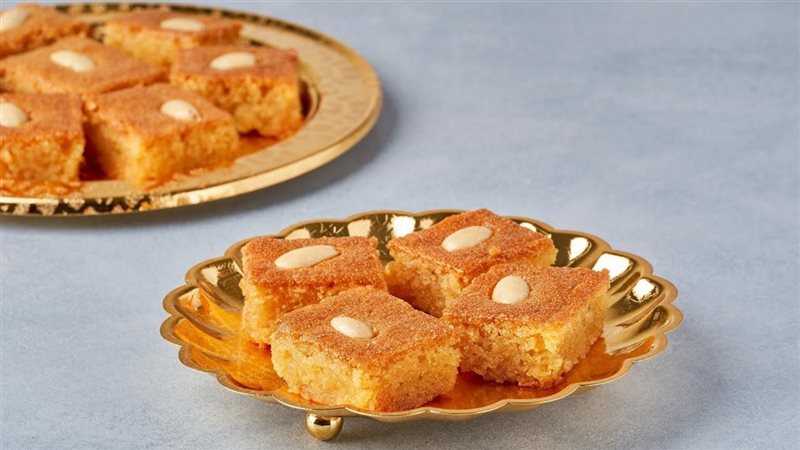 طريقة عمل البسبوسة في البيت زي المحلات بخطوات سهلة