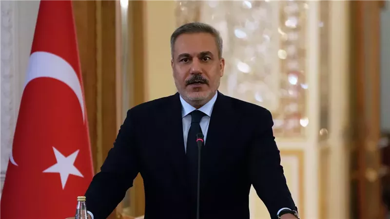 تركيا وقطر تبحثان أمن الخليج وغزة.. وفيدان يزور الدوحة تمهيدًا لقمة أردوغان وتميم