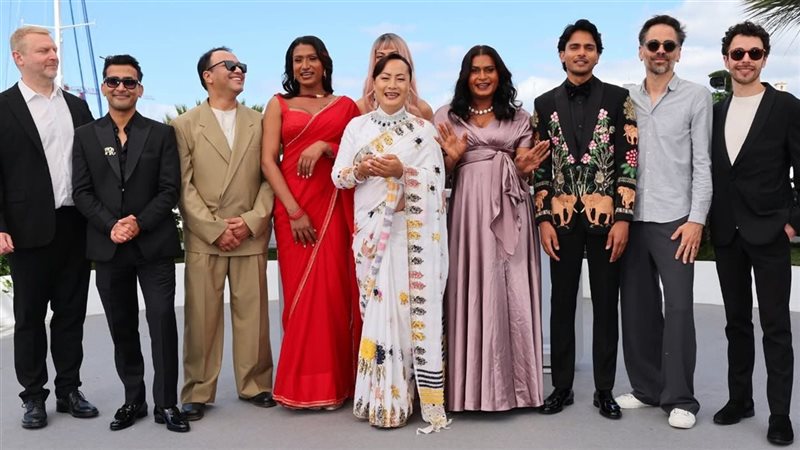 أفيال في الضباب يحقق إنجازًا تاريخيًا للسينما النيبالية في مهرجان كان 1 أفيال في الضباب يحقق إنجازًا تاريخيًا للسينما النيبالية في مهرجان كان