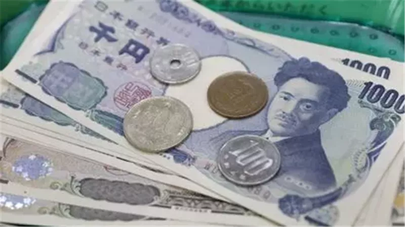 الين الياباني يستقر أمام الجنيه المصري خلال تعاملات الأربعاء