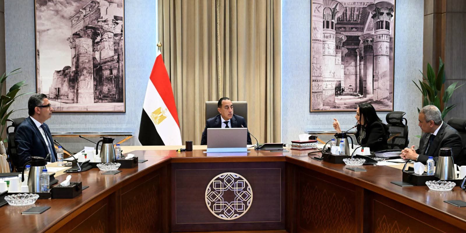 مدبولي يتابع تطوير منظومات الدعم لضمان وصوله لمستحقيه بدقة وشفافية