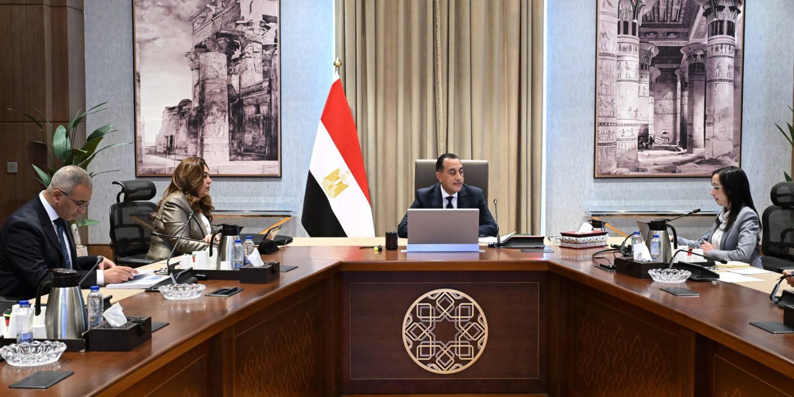 رئيس الوزراء يتابع تنفيذ المشروعات التنموية والخدمية بمحافظة البحيرة