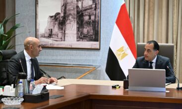 رئيس الوزراء يتابع مع وزير التعليم نتائج دراسة إصلاح المنظومة التعليمية في مصر 2 رئيس الوزراء يتابع مع وزير التعليم نتائج دراسة إصلاح المنظومة التعليمية في مصر