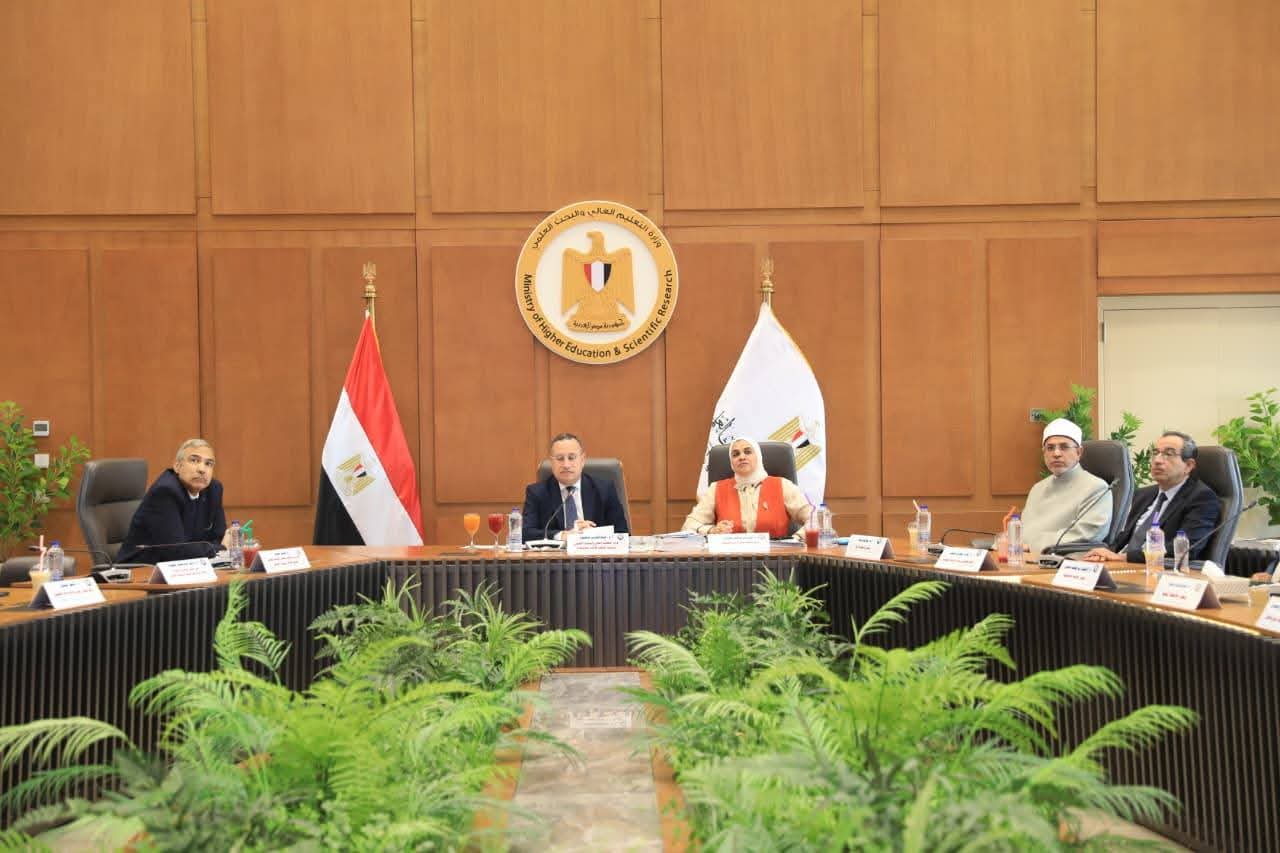 المجلس الأعلى للجامعات يوجه بتدويل الجامعات المصرية وربط البرامج الأكاديمية بسوق العمل