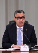 التموين: استمرار عمل المجمعات الاستهلاكية أول أيام عيد الأضحى وتكثيف ضخ اللحوم بالمنافذ 2 التموين: استمرار عمل المجمعات الاستهلاكية أول أيام عيد الأضحى وتكثيف ضخ اللحوم بالمنافذ
