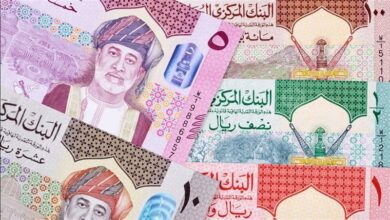 سعر الريال العماني أمام الجنيه اليوم.. استقرار نسبي وتوقعات بمواصلة التوازن