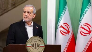 تطورات متسارعة في ملف إيران وأمريكا وسط أنباء عن اتفاق وشيك بين الجانبين 2 تطورات متسارعة في ملف إيران وأمريكا وسط أنباء عن اتفاق وشيك بين الجانبين