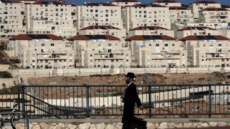 الرئاسة الفلسطينية تحذر من تصاعد اعتداءات المستوطنين وتطالب بتدخل دولي عاجل