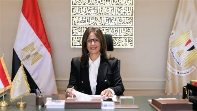 وزيرة الثقافة تتوجه إلى باريس لتعزيز التعاون الثقافي بين مصر وفرنسا