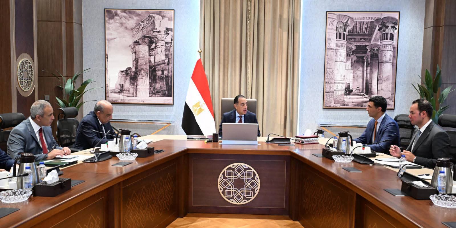 رئيس الوزراء يوجه بسرعة إطلاق مبادرة الطاقة الشمسية للمنازل والمصانع تمهيدًا لاعتمادها رسميًا 1 رئيس الوزراء يوجه بسرعة إطلاق مبادرة الطاقة الشمسية للمنازل والمصانع تمهيدًا لاعتمادها رسميًا