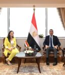 وزير الشباب والرياضة يتسلم دعمًا من جامعة MSA لصالح رياضة سلاح الشيش