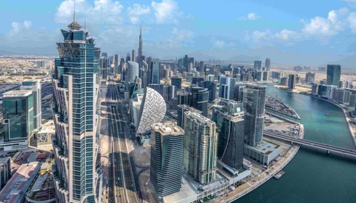 بدون ضامن.. الإمارات تتيح تأشيرة سياحية متعددة السفرات لمدة 5 سنوات