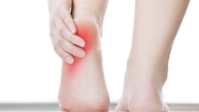 أسباب آلام الكعب.. متى يستدعي الألم زيارة الطبيب؟