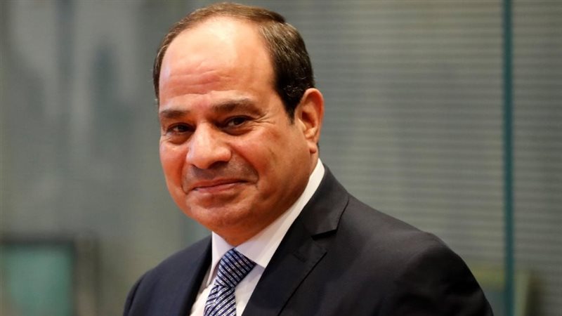 السيسي يؤكد تضامن مصر مع فرنسا في مواجهة آثار الحرائق