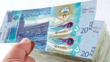 تراجع الدينار الكويتي 3 جنيهات أمام الجنيه المصري بالبنوك اليوم