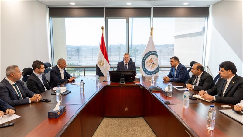 الإسراع في تنفيذ مصنع الأسمدة الفوسفاتية بالمنطقة الاقتصادية لقناة السويس