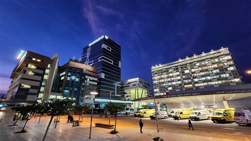 أطباء إسرائيليون يحذرون من تداعيات التحريض ضد الأطباء العرب في مستشفى رمبام
