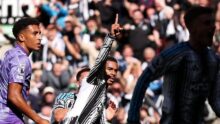 نيوكاسل يخطف تعادلًا مثيرًا من بورنموث 2-2 في الدوري الإنجليزي