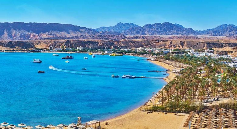 مدبولي يتابع خطط التنمية السياحية ويستعرض رؤية تطوير البحر الأحمر والساحل الشمالي وسيناء