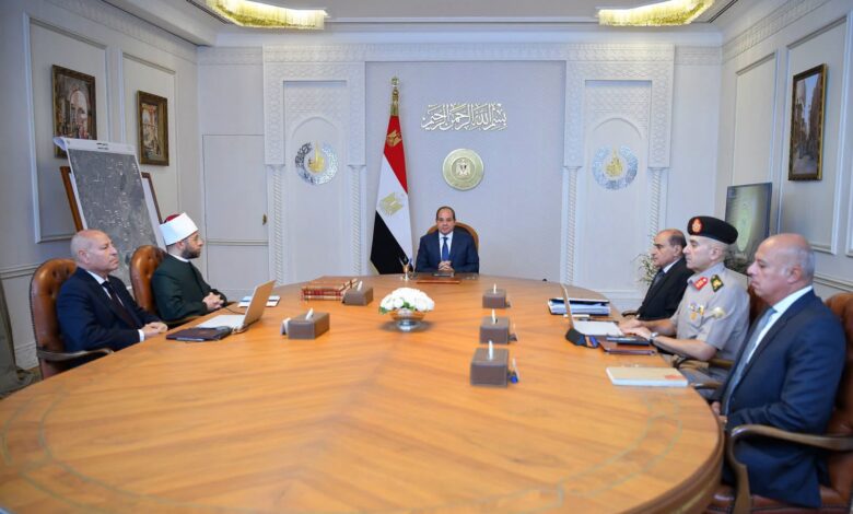 السيسي يوجه بتخضير القاهرة وتحويل المساحات المُخلاة إلى مسطحات خضراء