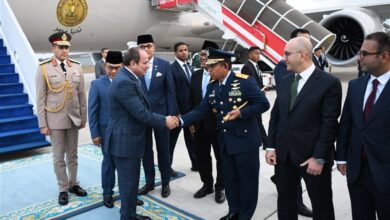 السيسي يصل إلى جاكرتا في مستهل زيارته الرسمية لإندونيسيا