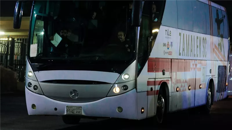 الزمالك يصل استاد القاهرة استعدادًا لمواجهة الجيش الرواندي في دوري أبطال أفريقيا