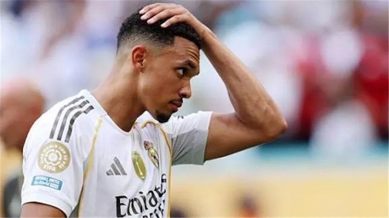 ليفربول يراقب موقف أرنولد مع ريال مدريد وسط أنباء عن رغبته في الرحيل