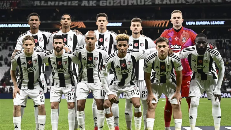 تشكيل بشكتاش وباشاك شهير في مواجهة الجولة التاسعة بالدوري التركي 1 تشكيل بشكتاش وباشاك شهير في مواجهة الجولة التاسعة بالدوري التركي
