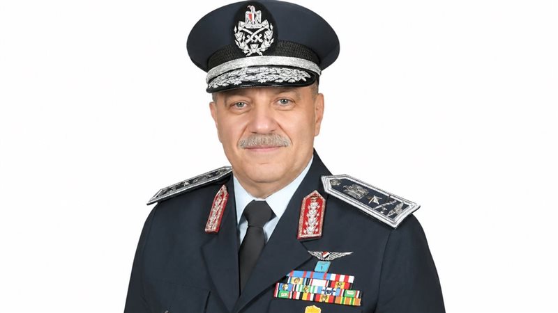 قائد القوات الجوية: معرض العلمين للطيران والفضاء منصة للتواصل الدولي وتبادل الخبرات
