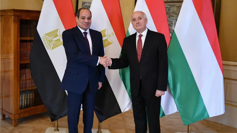 الرئيس المجري يؤكد تفهم بلاده لأهمية نهر النيل بالنسبة لمصر ويشدد على تعزيز التعاون الثقافي